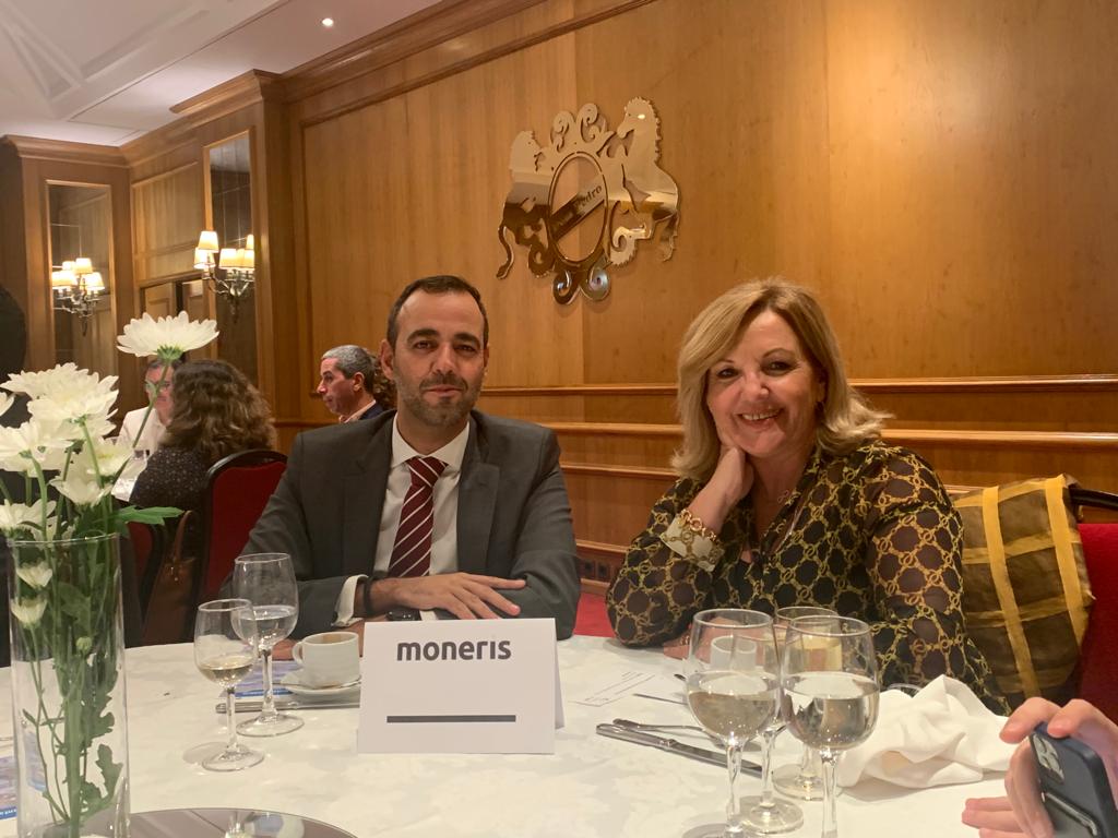 56d428dd 34c3 4284 8c39 83b50b5e43dc